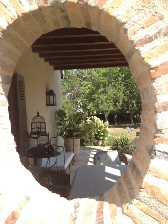La Grande Poterie Hotell Coulandon Exteriör bild